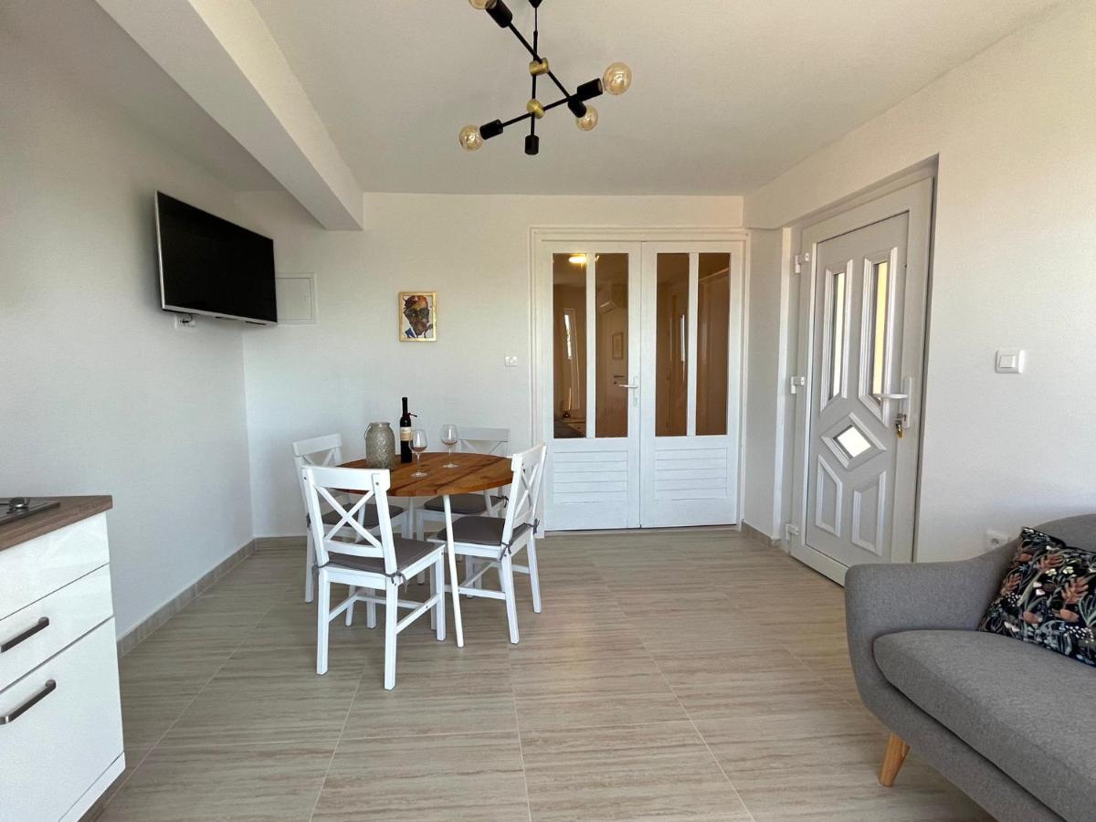 D&M Apartments Palit Bagian luar foto